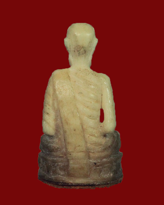 งานศิลปะvาแกะหลวงพ่อสงฆ์ วัดเจ้าฟ้าศาลาลอย จ.ชุมพร องค์ที่ 2 - 2