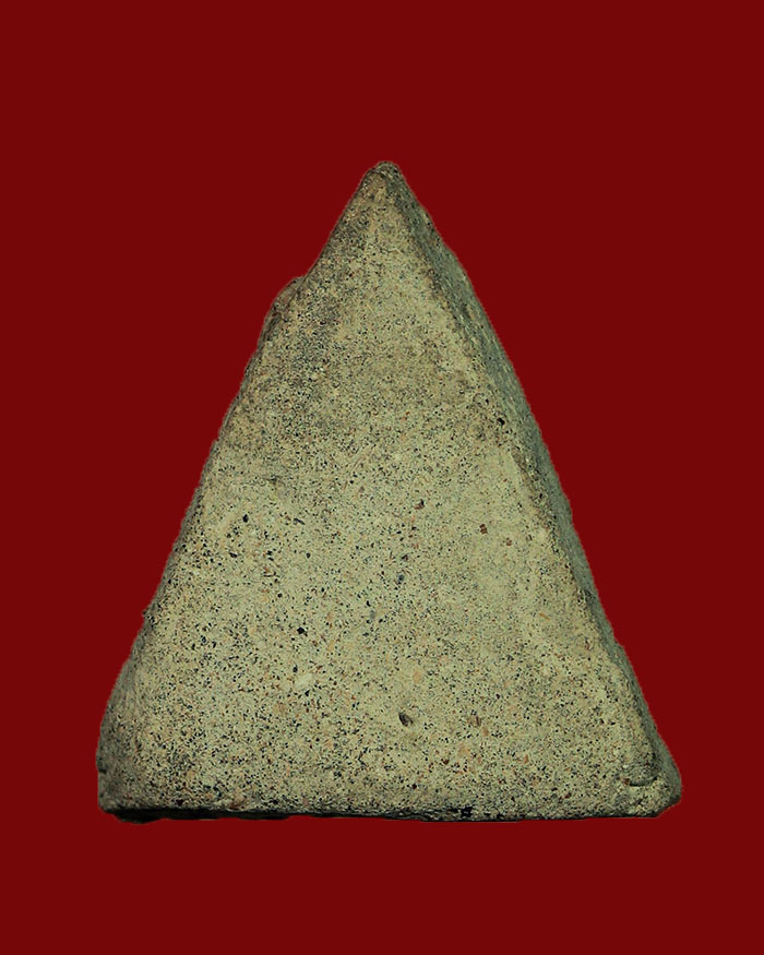 พระพิมพ์สามเหลี่ยม พระปิดตาหลวงปู่เปียก วัดนาสร้าง อ.ท่าแซะ จ.ชุมพร ยุคแรก - 2