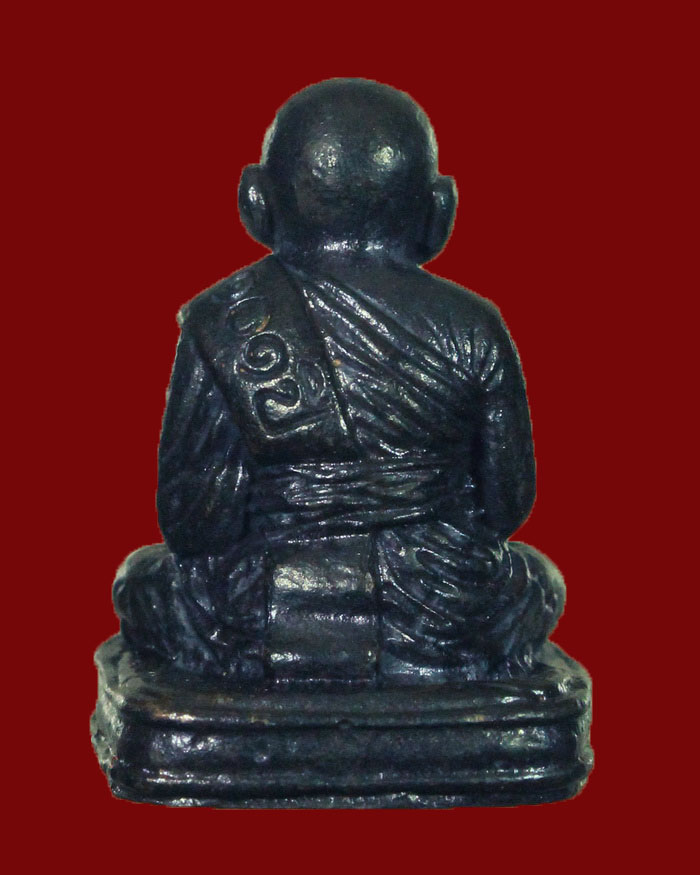 รูปหล่อหลวงปู่ทวด วัดช้างให้ จ.ปัตตานี ปี 56 รุ่น 101 ปีพระอาจารย์ทิม เนื้อนวะแก่เงิน - 2