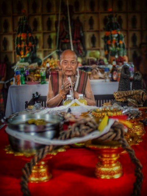 ตะกรุดน้ำมันหัตถีสังวาส(ช้างประสมโขลง) - 2