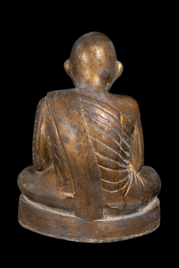 พระบูชารูปเหมือนรุ่นแรก เนื้อปูนปั้น หน้าตัก5นิ้ว - 2