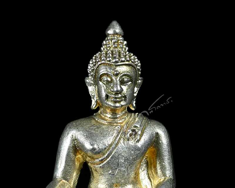 พระยอดธงรุ่นแรก "เนื้อเงิน" หลวงปู่ธรรมรังษี วัดพระพุทธบาทเขาพนมดิน จังหวัดสุรินทร์ - 3