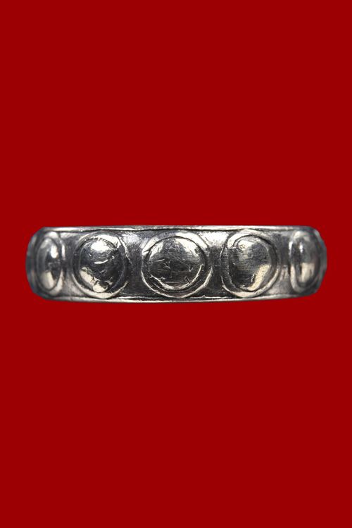 แหวนมงคลเก้า วัดราชบพิธฯ เนื้อเงิน ปี 2520 - 1