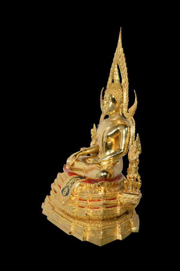 พระพุทธชินราชเนื้อทองเหลืองขัดมัน ลงรัก ปิดทอง รุ่นประจำปี ขนาด หน้าตัก 9 นิ้ว พิธี ณ วิหารพระพุทธชิ - 3