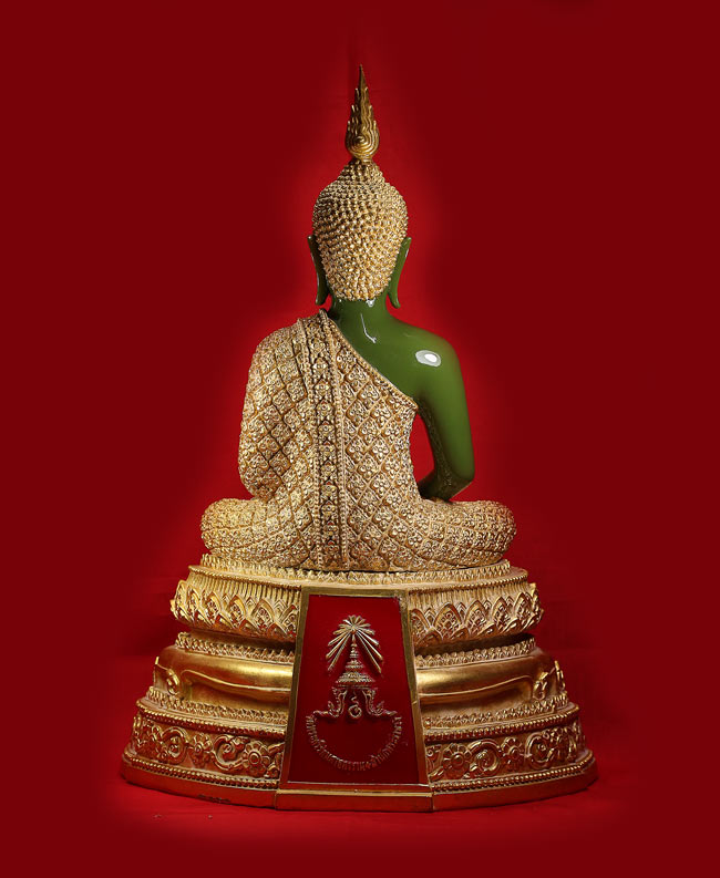 พระแก้วมรกต วัดพระศรีรัตนศาสดาราม (วัดพระแก้ว) ปี พ.ศ 2539 ปิดทองคำแท้ หน้าตัก 9 นิ้วอลังการมาก - 2
