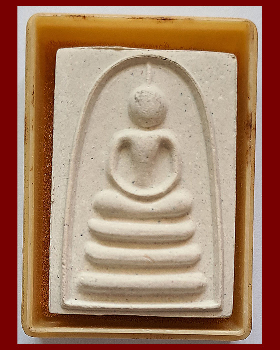 พระสมเด็จพิมพ์ไกเซอร์ 95 พิมพ์ใหญ่ หลวงพ่อแพ วัดพิกุลทอง จังหวัดสิงบุรี - 1