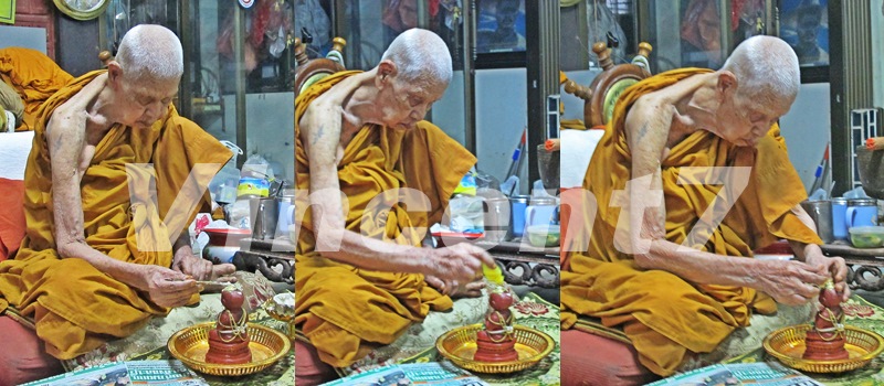กุมารทอง รุ่นฐาน9 วันวิสาขะ หลวงพ่อแย้ม วัดสามง่าม นครปฐม ปี48 - 4