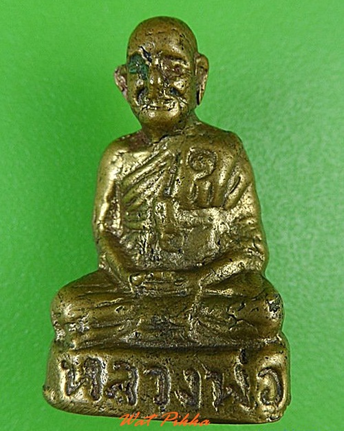 รูปหล่อหลวงพ่อสมบุญ วัดจันทรังษี ปราจีนบุรี - 1
