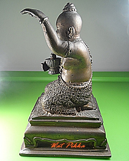 กุมารทองเพชร หลวงปู่หงษ์ สุสานทุ่งมน สุรินทร์ - 2