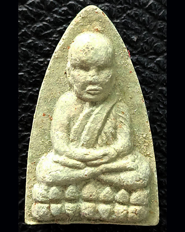 หลวงปู่ทวดเนื้อผงสีเขียวก้านมะลิหลังแผ่นตะกรุดเงิน รุ่นตำหนักทอง หลวงปู่ทอง สุสังวโร วัดป่ากอสุวรรณ - 1