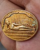 1.สวยดั่งทอง !! เหรียญพระนอน วัดโพธิ์ หลัง ภปร. พิธีใหญ่ ปี 2530 เหรียญไม่ผ่านการใช้