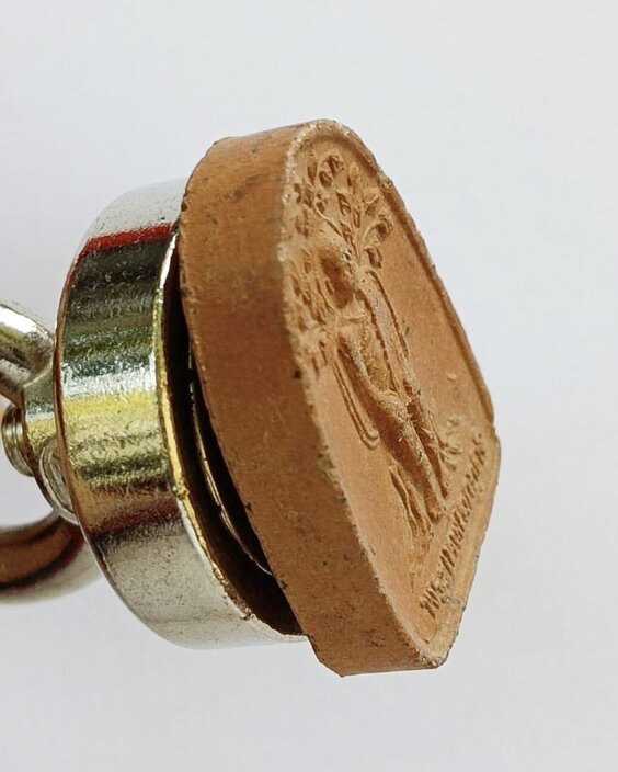 หลวงปู่เทพโลกอุดร กองทุนพระเทพโลกอุดร มหาสมบัติ ปี2542 หลวงปู่หมุนปลุกเสก - 3