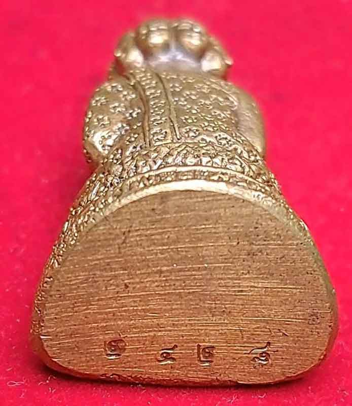 "พระกริ่งเศรษฐีนวโกฏิ"วัดหน้าพระเมรุฯ จ.อยุธยา "รุ่นรวยล้นฟ้า" - 3