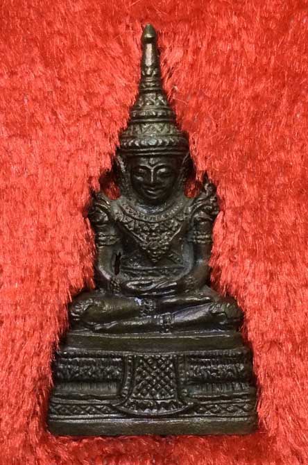 กริ่งพระแก้วมรกต หลวงปู่ศรี มหาวีโร วัดป่ากุง จังหวัดร้อยเอ็ด - 1