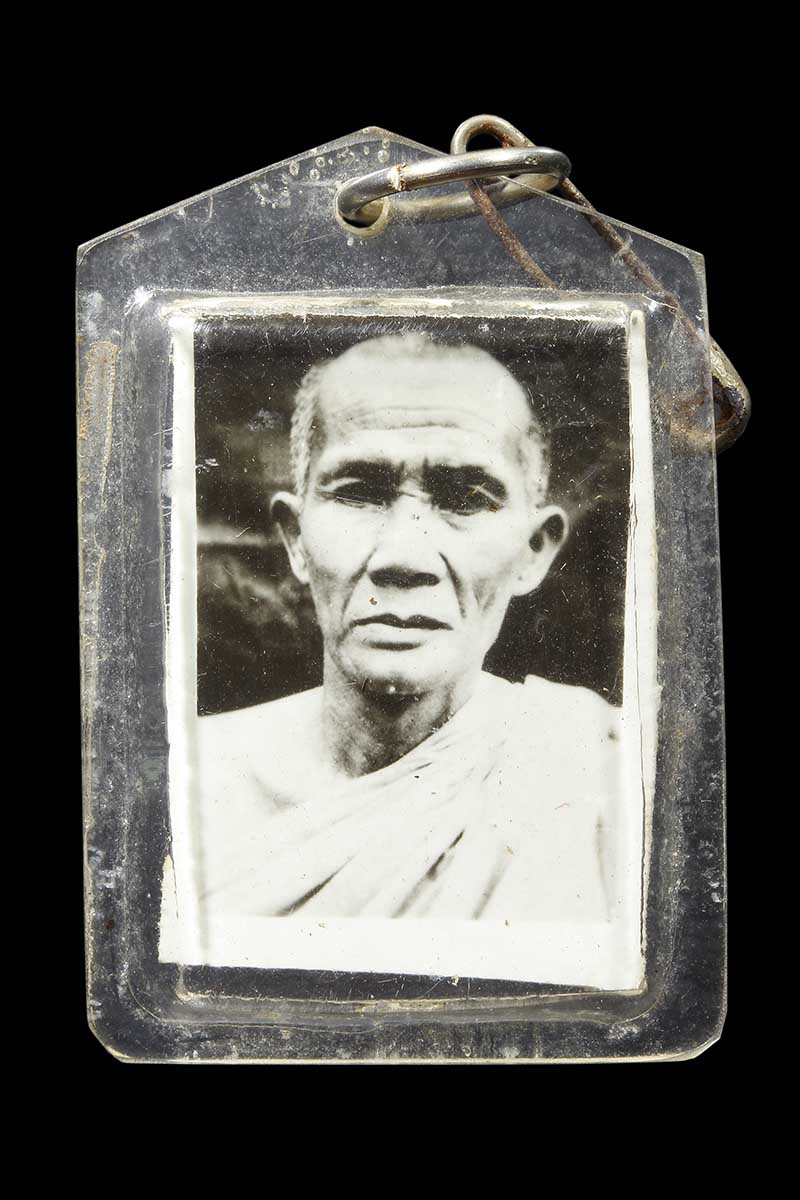 รูปถ่ายหลวงพ่อบุญมา วัดลานบุญ เขตลาดกระบัง หลังยันต์ปั้ม - 1