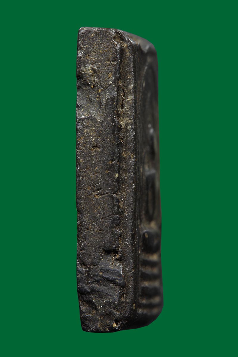 สมเด็จ​ชินราช​ วัดมฤคทายวัน​ พิมพ์​กลาง​ เนื้อ​ดำหายาก หลัง​ยันต์​สาม​ - 4