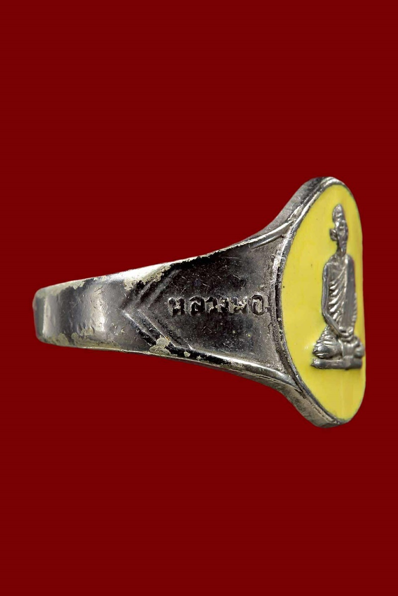 แหวนลงยา หลวงพ่อพรหม วัดช่องแค รุ่น3 - 4