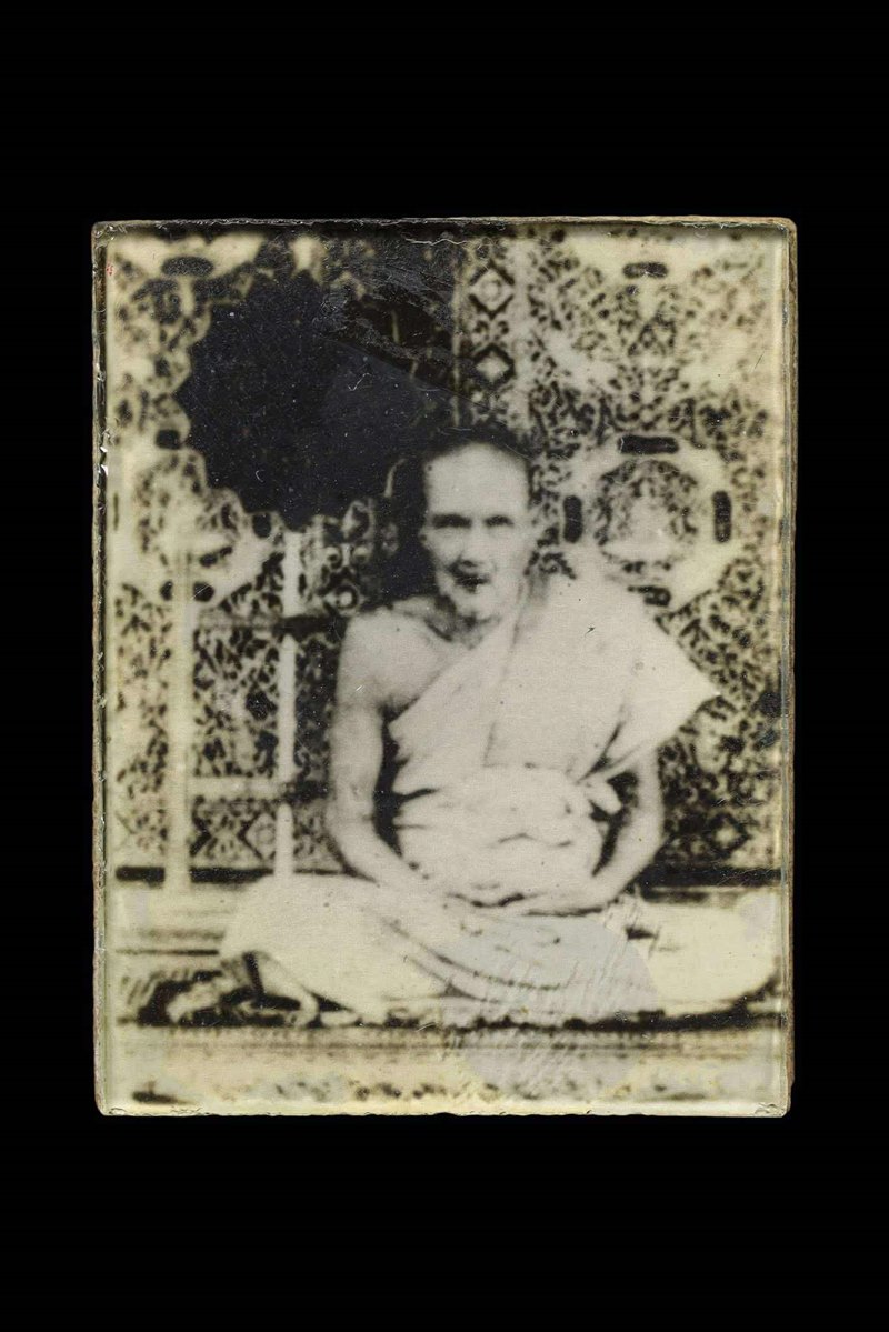 รูปถ่ายพัดดำ หลวงปู่เผือก วัดกิ่งแก้ว ปี2502 - 1