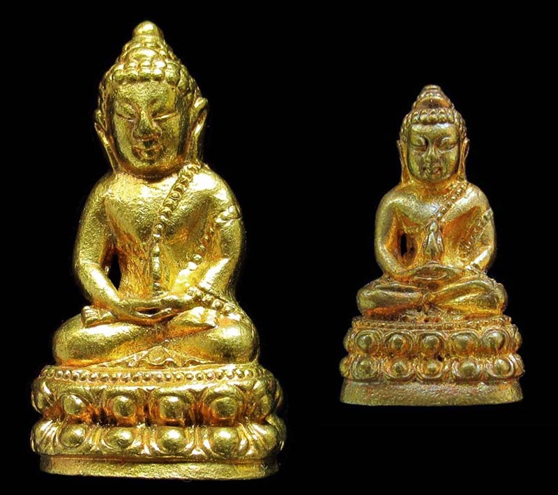 พระกริ่ง + พระชัยวัฒน์ ปวโร ๘๔ พรรษา สมเด็จพระญาณสังวร วัดบวรฯ เนื้อทองทิพย์ พร้อมกล่องสุดหรู GP349 - 1