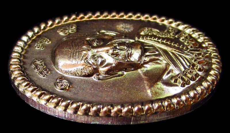 เหรียญดวงเศรษฐีรุ่น 2 หลวงปู่หมุน ฐิตสิโล หมุนเงินทองดีเฮง  ปี56 เนื้อทองแดงรมดำ  สวยทุกมุม GP420 - 3