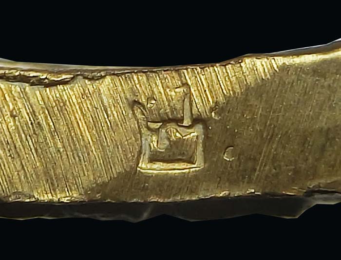 เหรียญจอบ หลวงพ่อไปล่ วัดกำแพง รุ่น 2 ตอกโค๊ดหางแหลม เนื้อทองเหลือง ปี 2534 จ.กรุงเทพฯ - 5
