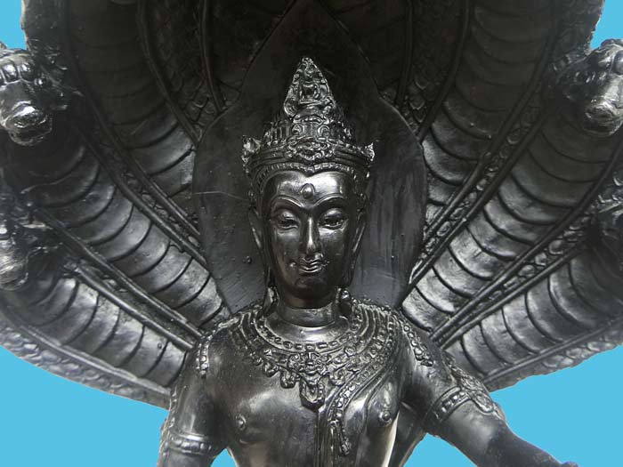 พระบูชา องค์พ่อจตุคามรามเทพ รุ่น อนันตทรัพย์ เนื้อโลหะรมดำ หน้าตัก 5 นิ้ว สูงประมาณ 17 นิ้ว - 3