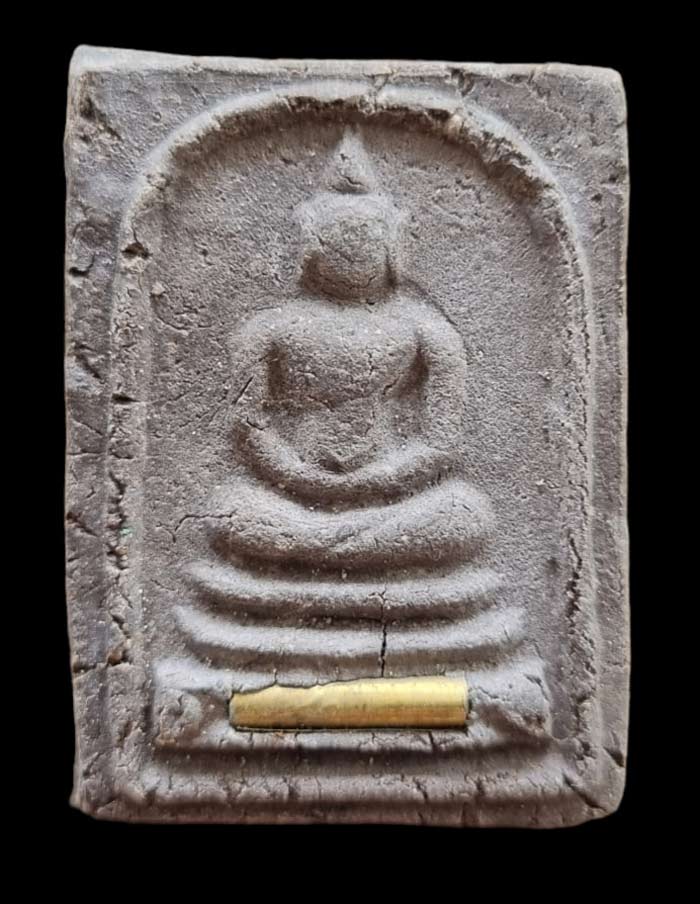 สมเด็จเยี่ยวชะนี หลวงพ่อตัด วัดชายนา พิมพ์หนา เนื้อดำ ปี 2550 หลังจารมือหมึกทองยันต์นะขึ้นยอด - 1
