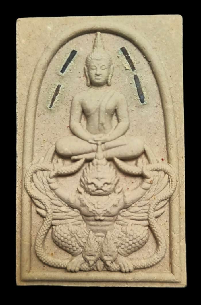 พระสมเด็จทรงครุฑ หลวงปู่ผาด วัดไร่ เนื้อผงธูปกรรมฐาน ฝังตะกรุด 9 ดอก หมายเลข 29 พร้อมกล่องเดิม - 1