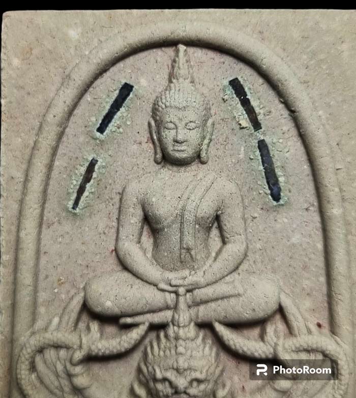 พระสมเด็จทรงครุฑ หลวงปู่ผาด วัดไร่ เนื้อผงธูปกรรมฐาน ฝังตะกรุด 9 ดอก หมายเลข 29 พร้อมกล่องเดิม - 4