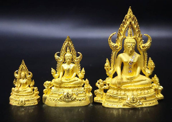 พระพุทธชินราช ภ.ป.ร. มูลนิธิพิทักษ์ดวงตา ประชาชน วัดพระศรีมหาธาตุ ปี 2542 - 1