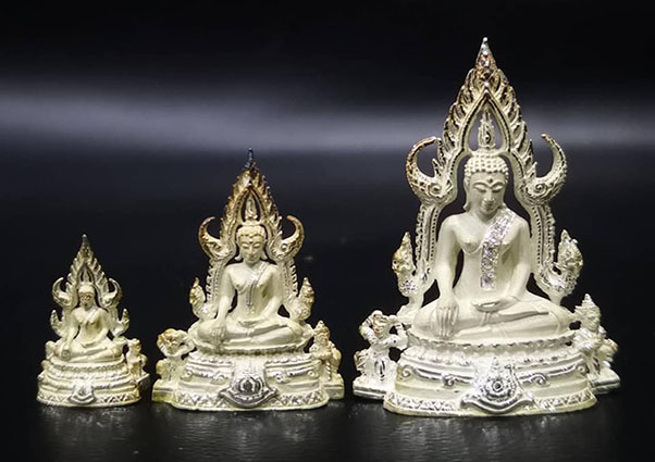 พระพุทธชินราช ภ.ป.ร. มูลนิธิพิทักษ์ดวงตา ประชาชน วัดพระศรีมหาธาตุ ปี 2542 - 2