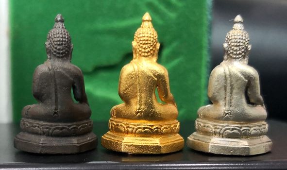 พระกริ่งสิงห์1 เชียงราย ใต้ฐานอุดกริ่ง ยันต์ตัวนะ 3 ตัว ปี 2533 - 2