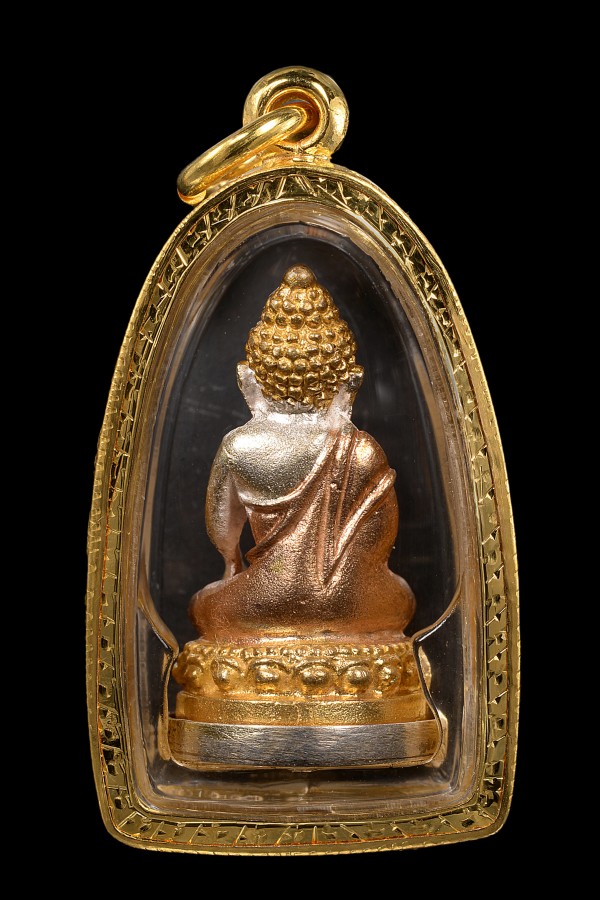 พระชัยวัฒน์เพชรกลับ เนื้อเงินสามกษัตริย์ หลวงปู่หงษ์ ปี2541 - 2
