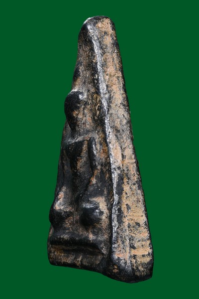 พระนางกำแพง กรุวัดป่ามืด กำแพงเพชร - 3