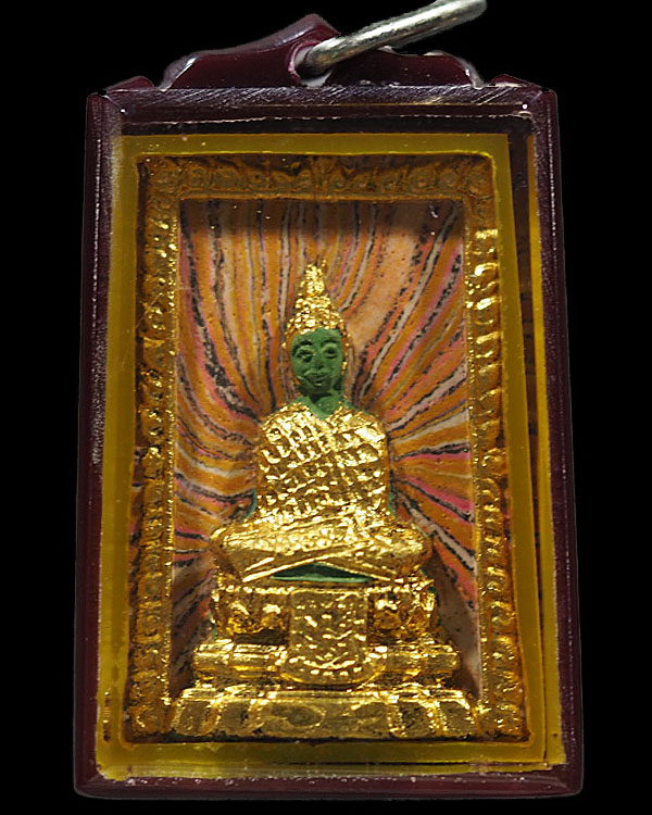พระแก้วมรตผงลงรักปิดทอง พิมพ์กลาง หลังยันต์น้ำเต้า หลวงพ่อเริ่ม วัดบางพระ จ.ชลบุรี องค์นี้เป็นเนื้อล - 1