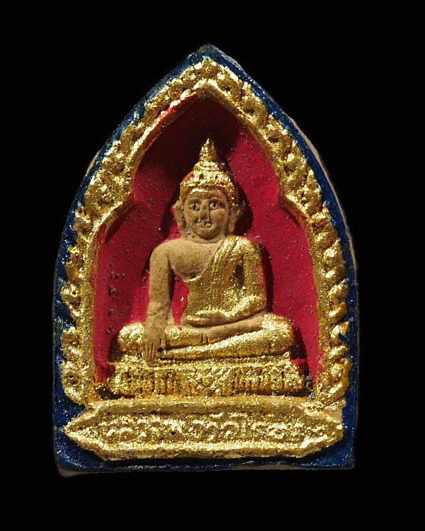 พระผงลงรักปิดทอง (กรรมการ) หลวงพ่อวัดไร่ขิง จ.นครปฐม โรยผงตะไบ พิมพ์สามเหลี่ยมปี 2813 เนื้อมวลสารผงเ - 4
