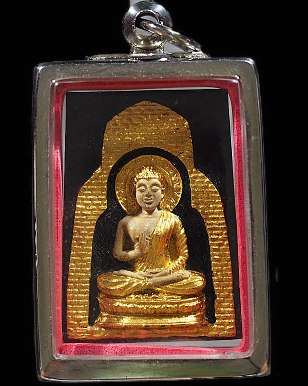 พระพุทธประทานพร ลงรักปิดทอง  หลวงพ่อเริ่ม วัดบางพระ จ.ชลบุรี พิธีใหญ่ พิมพ์นี้หายากครับ สร้างปี 2513 - 4