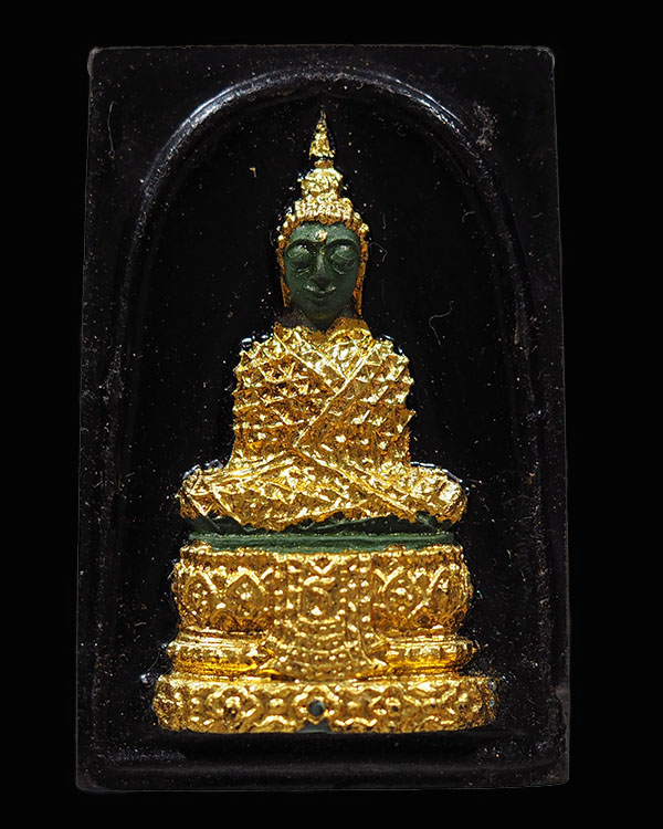 พระแก้วมรกรต ทรงเครื่องฤดูหนาว ลงรักปิดทอง หลังยันต์ดวงประสูติพระพุทธเจ้า หลวงพ่อเริ่ม วัดบางพระ จ.ช - 1