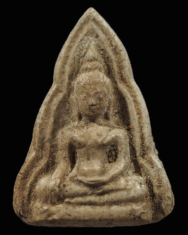 พระพิมพ์พระท่ากระดาน  เนื้อผงพุทธคุณ (เนื้อจัด) หลวงพ่อเที่ยง วัดม่วงชุม จ.กาญจนบุรี ยุคแรก สภาพสวย  - 4