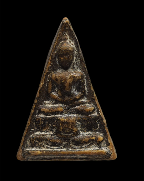 พระผงน้ำมันพิมพ์วัดสามปลื้ม หลังยันต์เทาะว์ เนื้อผง วัดบ่อวิน จ.ชลบุรี พระชุดนี้หลวงปู่ทิม ท่านได้มอ - 4