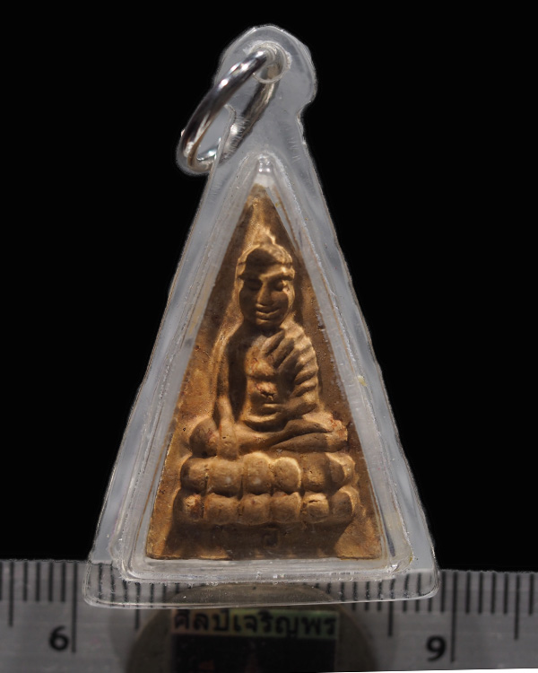 พระพุทโธน้อย แม่ชบุญเรือน ฐาน อ ปี 2511 ผสมผงเก่าพระแม่ชีบุญเรือนที่แตกหัก พระสภาพสวย พร้อมเลี่ยม - 3