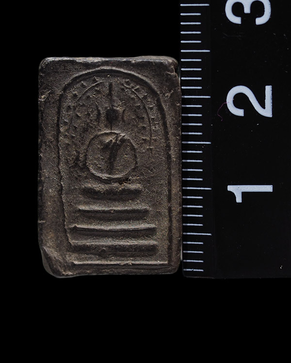 พระสมเด็จคะแนนเนื้อดิน พิมพ์ปรกโพธิ์  เก่าไม่ทราบที่  เปิดเจอในหลังสือพระส่วนใหญ่ลงไว้เป็นกรุวัดห้วย - 3