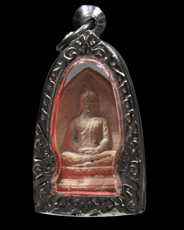 พระผงของขวัญ วัดจันทรังษี หลวงพ่อโยก(พระประธานในโบสถ์) สร้างโดย หลวงพ่อแต้ม วัดจันทรังษี ต.หัวใผ่ อ. - 4