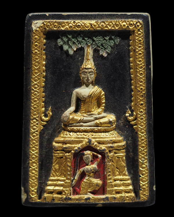 พระเนื้อผงลงรักปิดทอง พิมพ์ชนะมาร(พิมพ์หายาก) หลวงพ่อเริ่ม วัดบางพระ จ.ชลบุรี ปี 2512 - 1