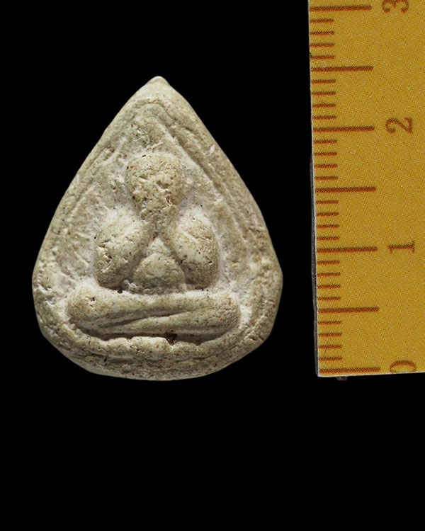 พระผงพิมพ์พระปิดตา กลีบบัวเล็ก เนื้อจัด สภาพผ่านการใช้ ไม่ทราบที่ - 3