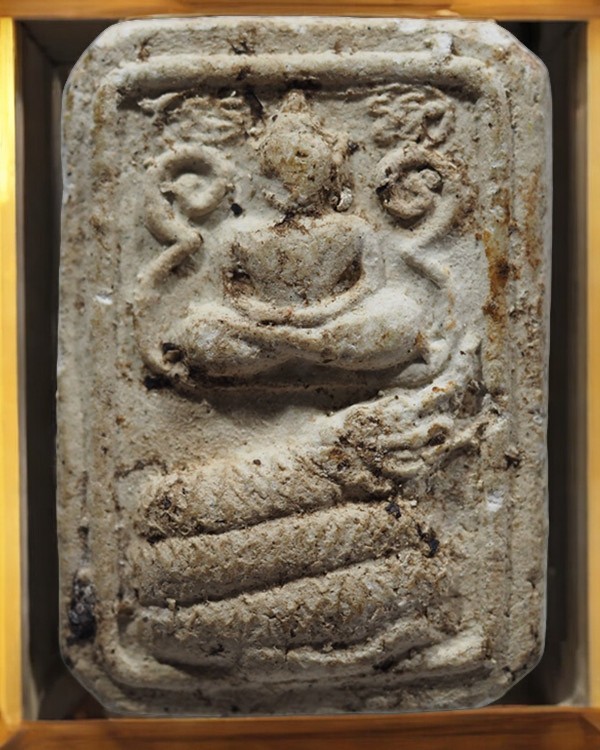 พระพุทธพิมพ์ทรงนาค ออกวัดเขาสะพานนาค จังหวัดสระบุรี เนื้อผง ปี พ.ศ.2502 เนื่องในโอกาสการบูรณะวัดเข - 4