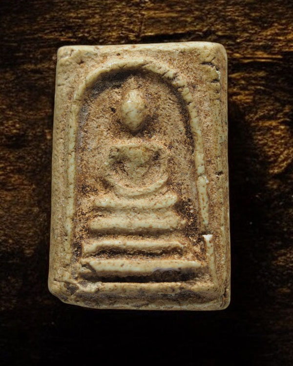 พระผงพิมพ์คะแนน วัดประสาทบุญญาวาส กรุงเทพฯ พิธีใหญ่ ปี ๒๕๐๖ มวลสารผสมผงวัดระฆัง และสมเด็จบางขุนพรหม  - 1