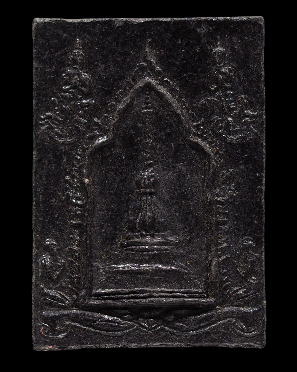 พระธาตุขามแก่น รุ่นสอง ปี 2513 เนื้อดำ หลังจาร สภาพสวย หายากแล้วครับ - 5