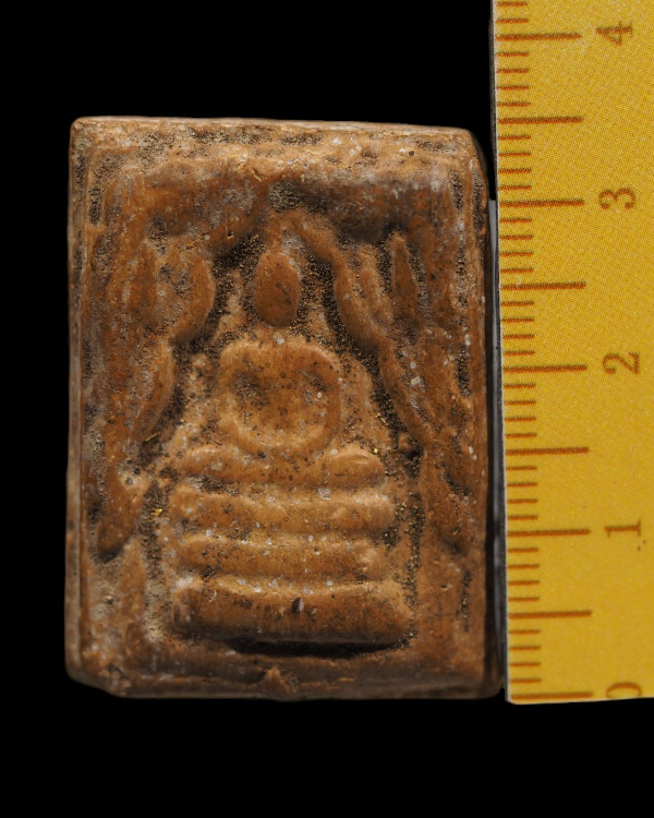 พระสมเด็จพิมพ์แหวกม่าน หลวงปู่โต๊ะ วัดกำแพง จ.สิงห์บุรี (พิมพ์หายาก) หลังจารยันต์ สภาพสวยเดิม เรื่อง - 4