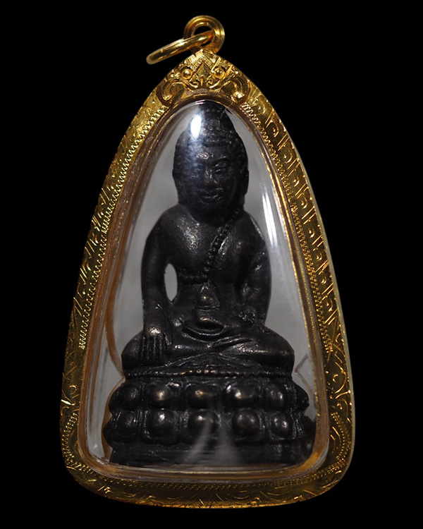 พระกริ่งโสฬส มปร. วัดราชประดิษฐ์ พิธีมหาพุทธาภิเษกใหญ่ ปี 2515 ใต้ฐานอุดกริ่ง พระบาทสมเด็จพระเจ้าอยู - 2